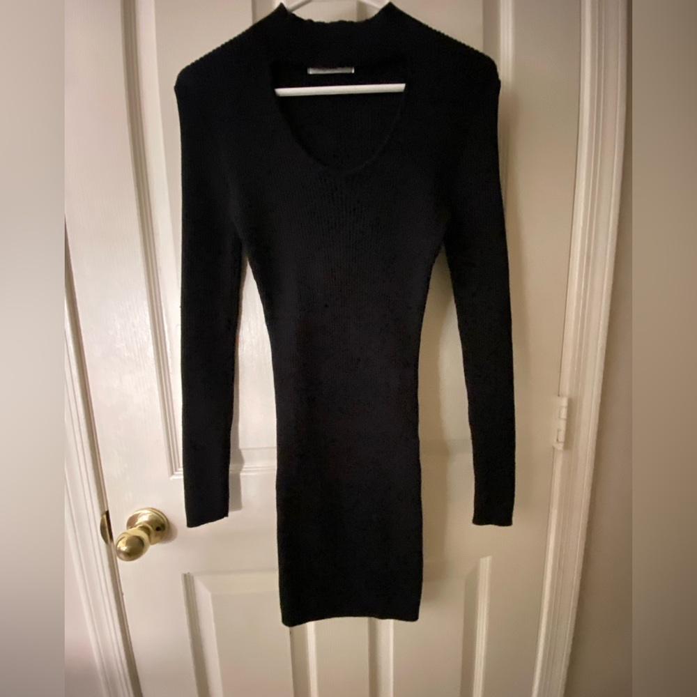 S black long sleeve knit dress